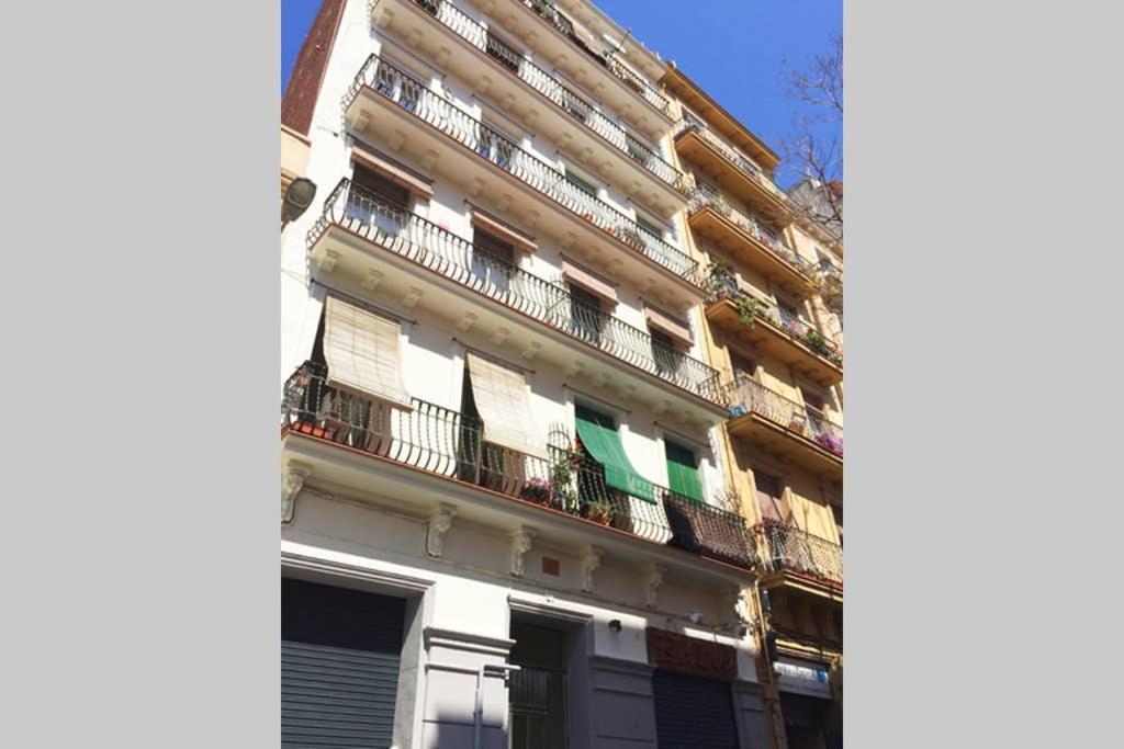 Sunny Apartment Gracia - Joanic Renovated 巴塞罗那 外观 照片